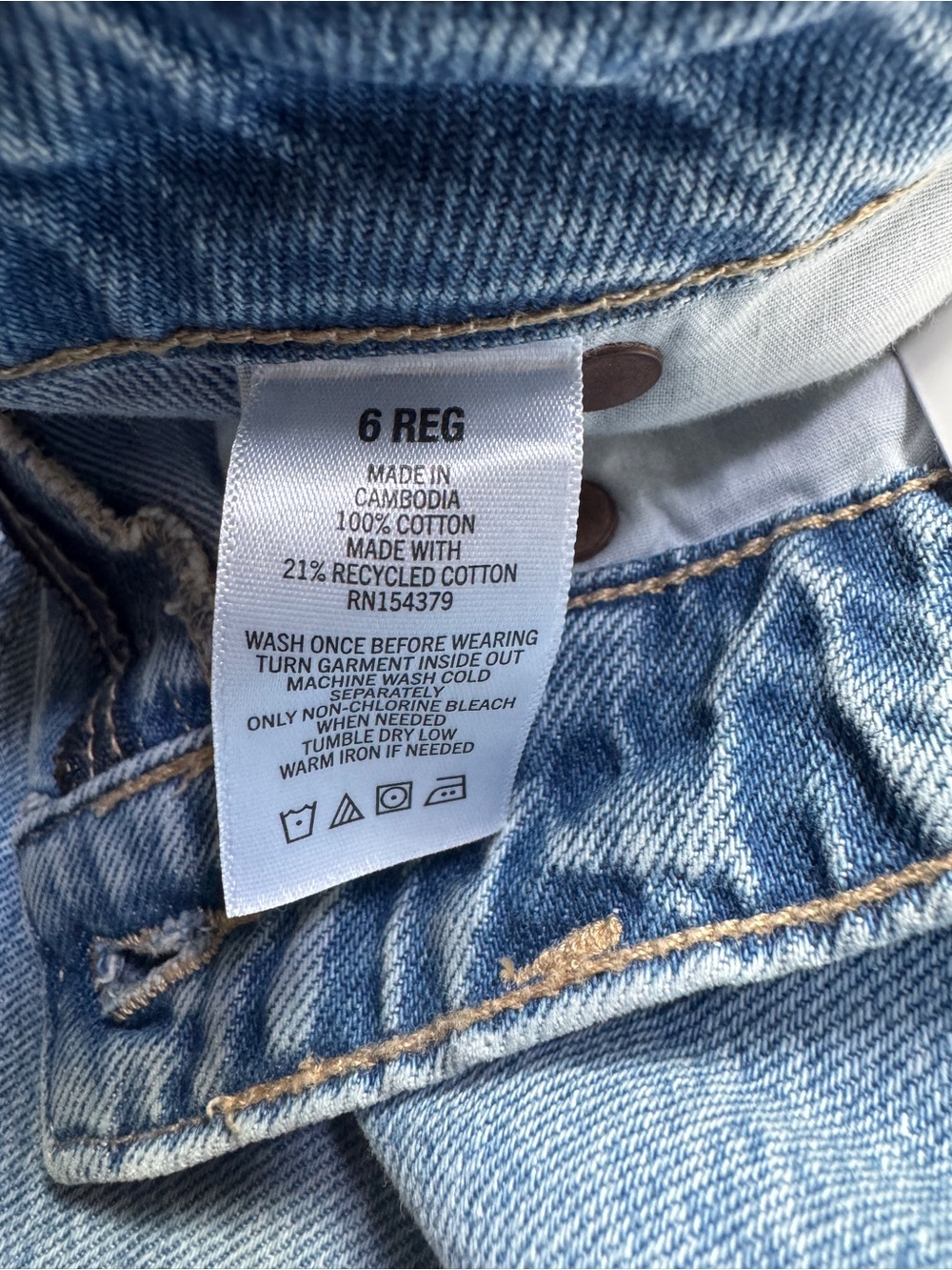 Aeropostale Baggy Flare Non Stretch Jeans - Brand New - Size 6 Reg - Picture 9 of 12